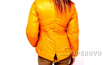 Куртка с утеплителем забрать средний шов спинки в Барановичах 